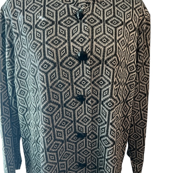 Dress over coat. Draper’s & Damon’s. - Picture 5 of 7